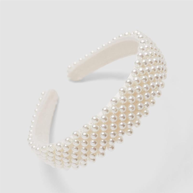 Elegant Pearl Headband